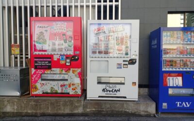 またまた大阪！HOTEL BOTIBOTI前にガチャCAN自販機設置しました！
